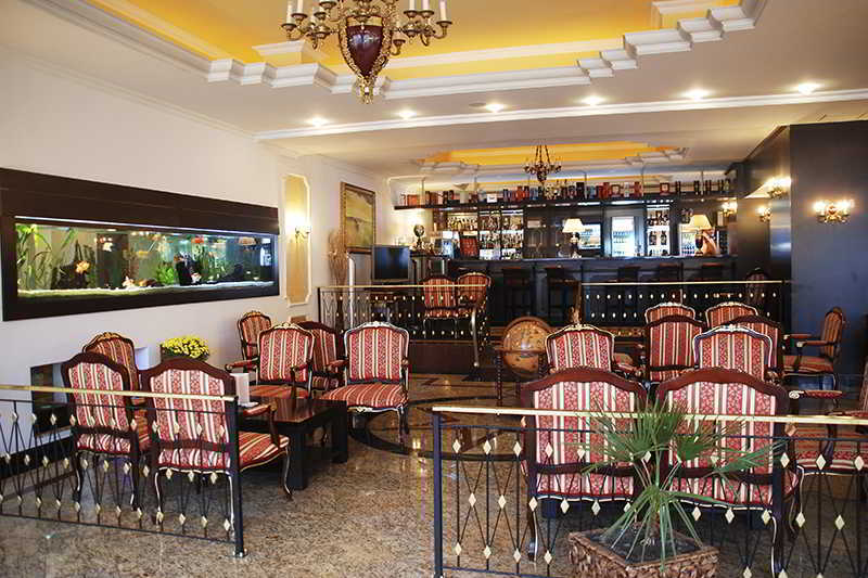 Hotel Prahova Plaza Плоешти Ресторан фото