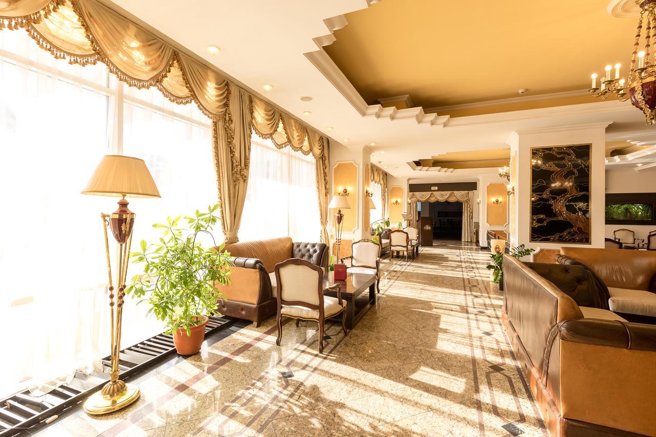 Hotel Prahova Plaza Плоешти Экстерьер фото